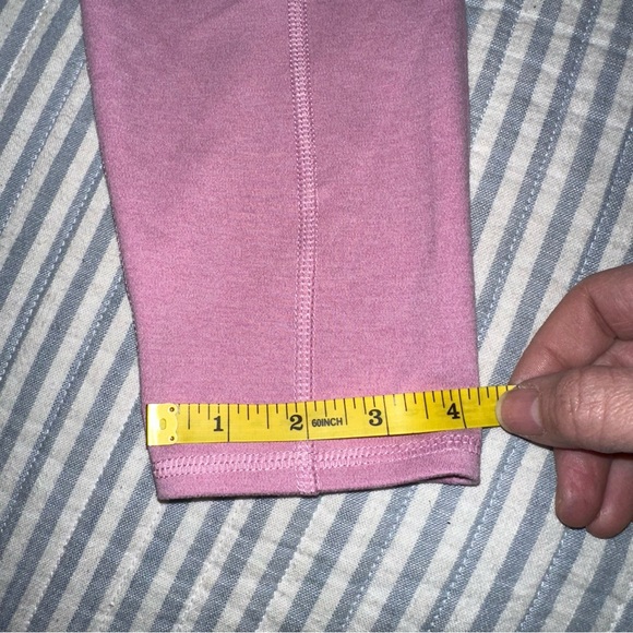 Susan G Komen By Earth Yoga Breast Cancer Awareness Leggings XL Pink EUC - Picture 4 of 9